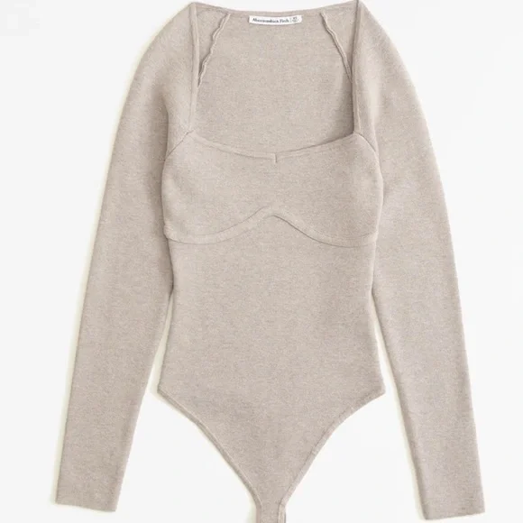 ABERCROMBIE Long sleeved sweetheart sweater bodysuit small light brown NWOT - Picture 2 of 8